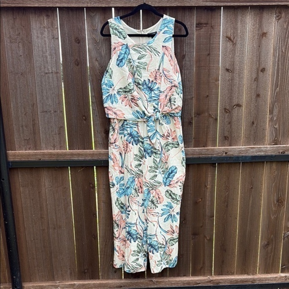 Tahari Cream and Blue Floral Jumpsuit